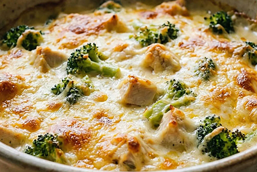 Par Baked Cheesy Chicken & Broccoli Bake